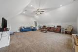 2086 Beverly Ct - Photo 22