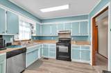 1001 Henley St - Photo 9