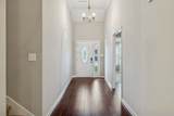 1008 Meadowview Ln - Photo 6
