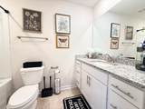 943 Wall St - Photo 15