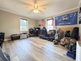 225 Smith St - Photo 13