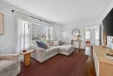 212 Crestland Dr - Photo 4