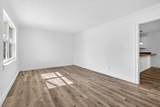 379 Oakwood Circle - Photo 8