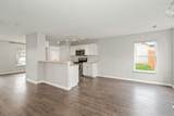 2809 Summer Hollow Ln - Photo 10