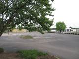 708 Rivergate Pkwy - Photo 3