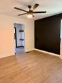906 Oak St - Photo 4