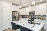 328 Victoria Dr - Photo 5