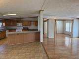104 College St - Photo 8