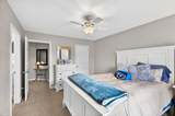 163 Clarendon Cir - Photo 32