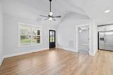 205 Maple St - Photo 7
