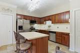 1818 Memorial Dr - Photo 14