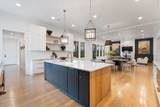 915 Glendale Ln - Photo 16