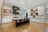 915 Glendale Ln - Photo 19