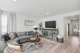 611 Ballard Dr - Photo 4