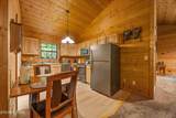 927 Stone Tr - Photo 16