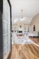 560 Windy Rd - Photo 5