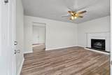 2040 Carneal Ln - Photo 3