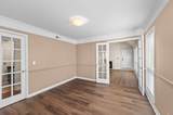 937 Russell St - Photo 11