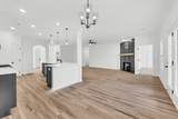 637 Woodrush Dr - Photo 18
