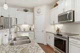 1136 Frewin St - Photo 11