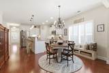 1136 Frewin St - Photo 15