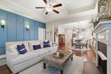 1136 Frewin St - Photo 18