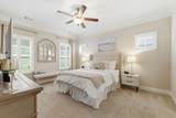1136 Frewin St - Photo 21