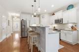 1136 Frewin St - Photo 9