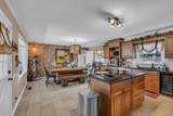 1439 Thomas Cir - Photo 17