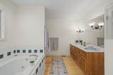 1081 Ridgecrest Dr - Photo 17