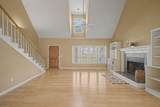 1081 Ridgecrest Dr - Photo 8