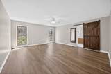 204 Meadowview Dr - Photo 8