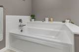 1025 Claremont Dr - Photo 42
