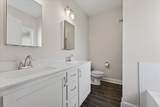 1384 Sussex Dr - Photo 18