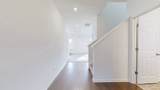 156 Hampshire Way - Photo 3