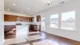 156 Hampshire Way - Photo 6