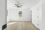 17 Central St - Photo 13