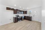 17 Central St - Photo 6
