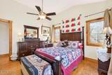 499 Hemlock Lane - Photo 15