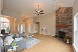 312 Jewel Pl - Photo 15