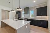 560 Highcrest Dr - Photo 2