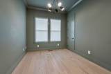 560 Highcrest Dr - Photo 8