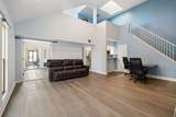 939 Russell St - Photo 8