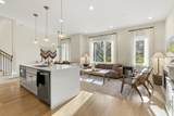 1037C Scovel St - Photo 13