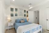 1037C Scovel St - Photo 3