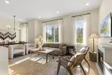 1037C Scovel St - Photo 8