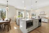 1037C Scovel St - Photo 9