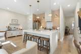1037C Scovel St - Photo 10