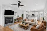 1904 Scott Ave - Photo 3