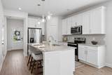 521 Medwyk Dr - Photo 14